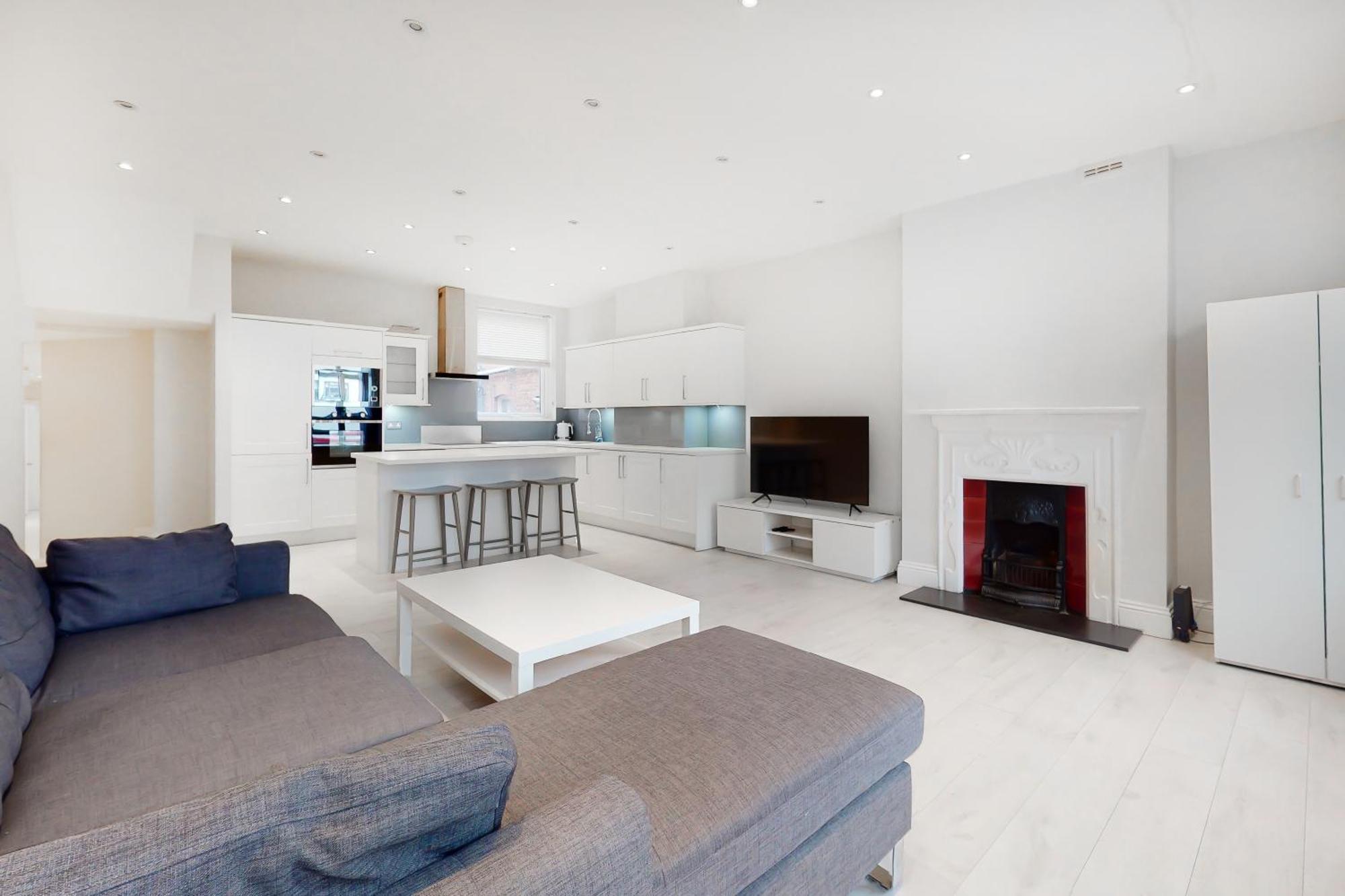 Apartament Modern 3 Bed In Hampstead